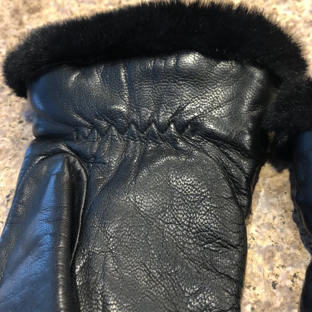 Vintage Fownes Black Leather Gloves Size 7 1/2